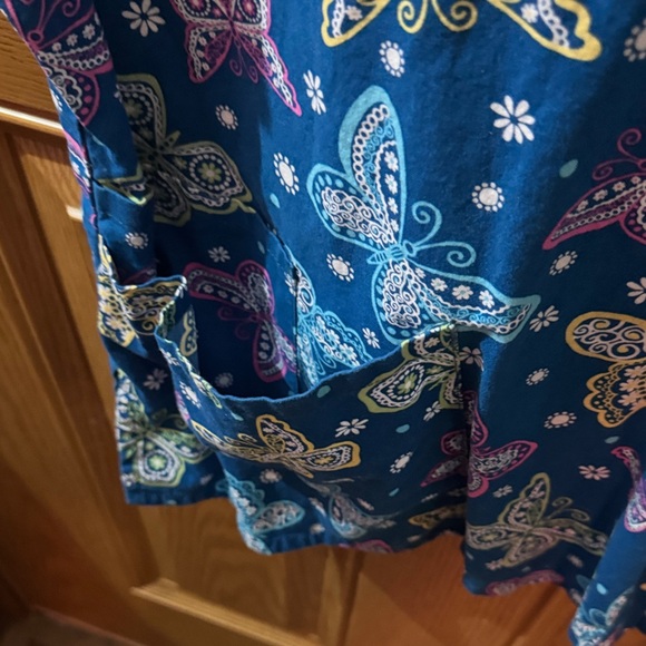 Butterfly Print Blue Women's Top - Picture 3 of 4